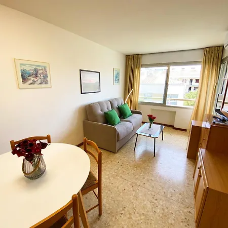 Con Piscina En La Playa De Fenals