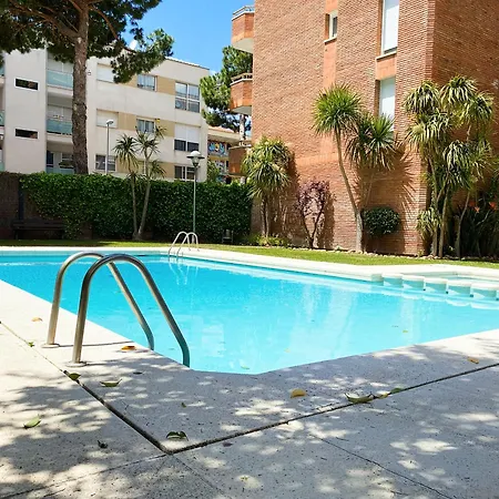 Con Piscina En La Playa De Fenals